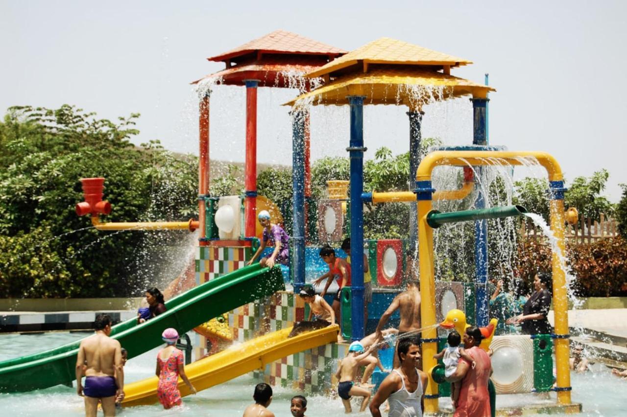 Complimentary Water Park Igatpuri Hotel Buitenkant foto