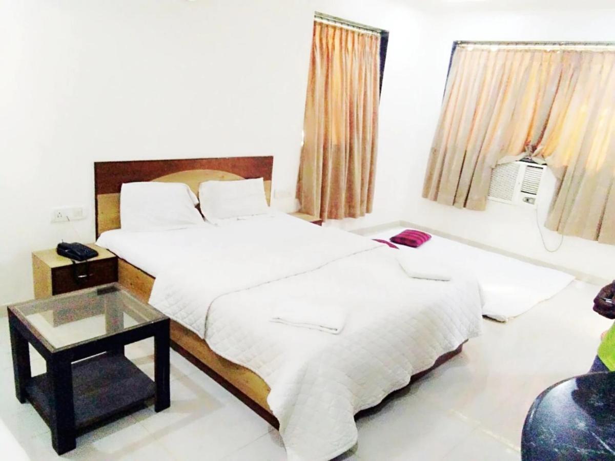 Complimentary Water Park Igatpuri Hotel Buitenkant foto