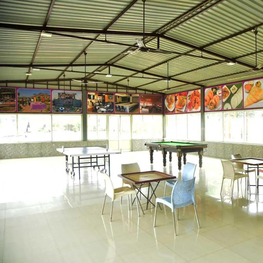 Complimentary Water Park Igatpuri Hotel Buitenkant foto